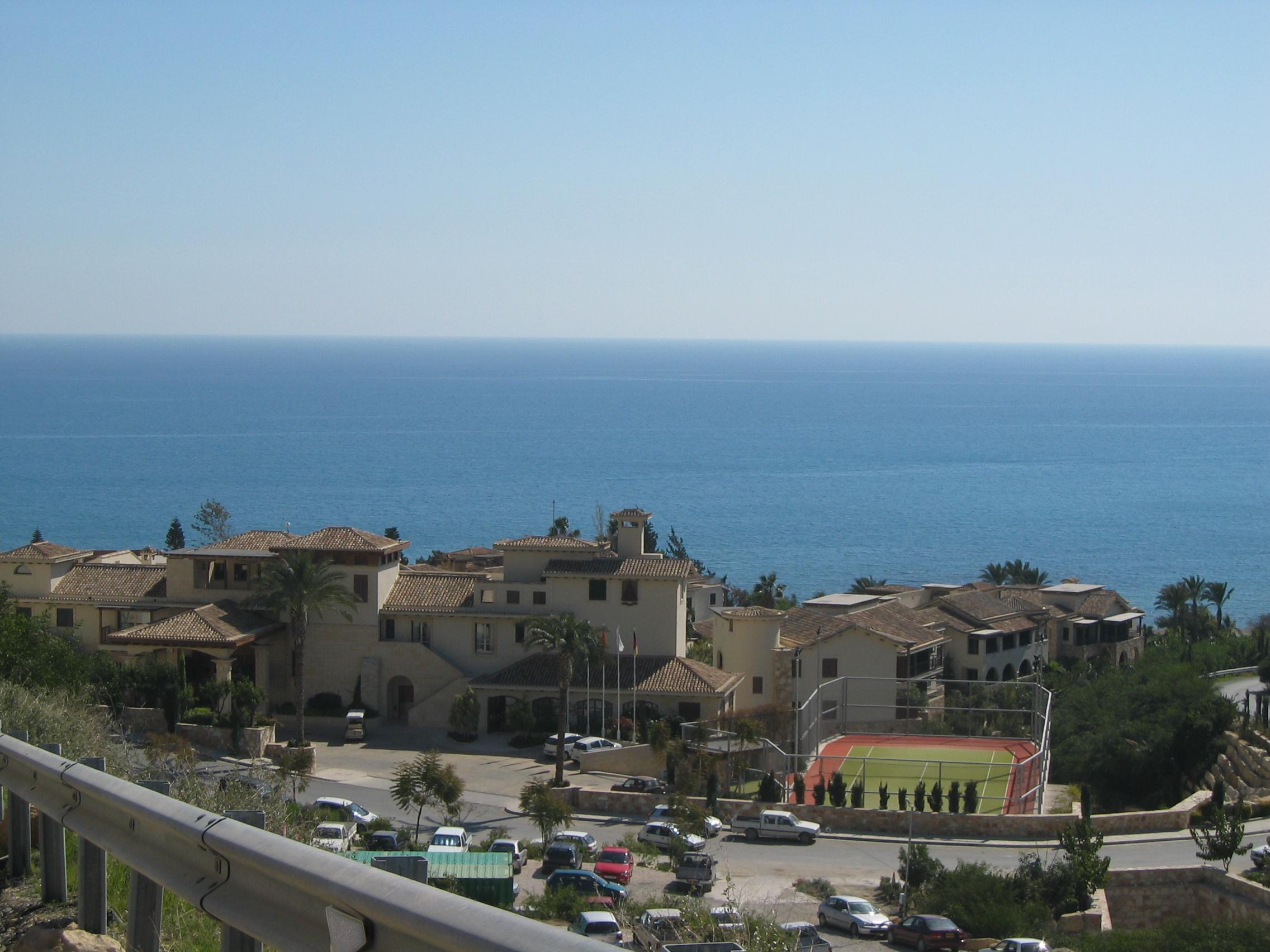 COLUMBIA RESORT